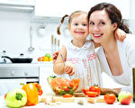 啟發孩子下廚的熱情 健康飲食教育在美興起