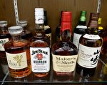 厕纸抢购潮或已过 澳人开始囤酒和办公用品