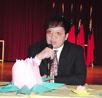 李淵參加社區活動檔案照。(大紀元) 李淵參加社區活動檔案照。(大紀元)