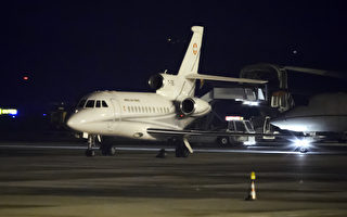 伊朗釋放的4名美國人質搭機前往瑞士