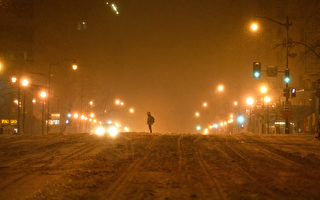 华盛顿遇百年大雪交通停摆 降雪量恐破纪录