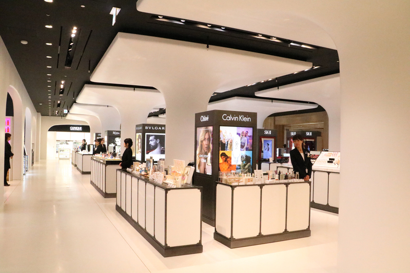 機場型免稅店進駐日本百貨店 | 銀座 | 大紀元