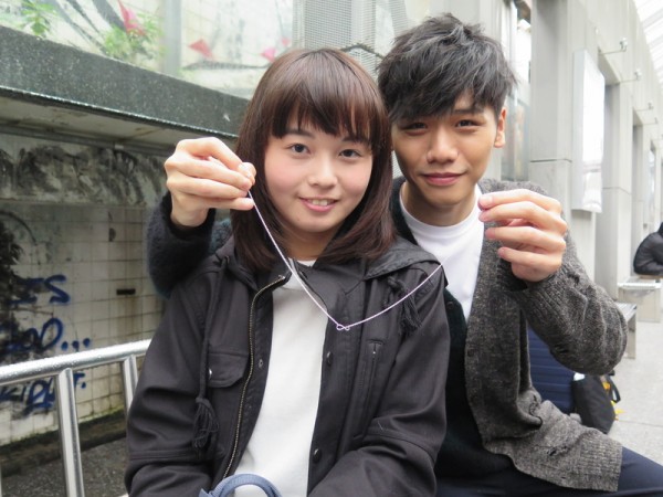 蔡旻佑(右)推出一日假男友活動,以回饋粉絲的熱愛。(一起娛樂提供) 蔡旻佑(右)推出一日假男友活動,以回饋粉絲的熱愛。(一起娛樂提供)