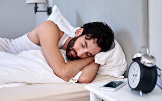 賴床不利健康 睡超過8小時更易中風