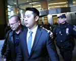 纽约华裔警员梁彼得被判二级误杀罪。（Spencer Platt/Getty Images）