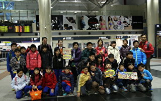 偏鄉學童搭高鐵到台北舉辦新書發表會