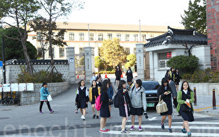 全凭自学 韩国12岁女孩通过高中毕业考试