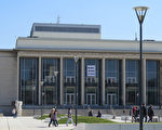 布尔诺的雅纳切克剧院是捷克著名的歌剧院，神韵已经是第五年在这里上演。（文华／大纪元）