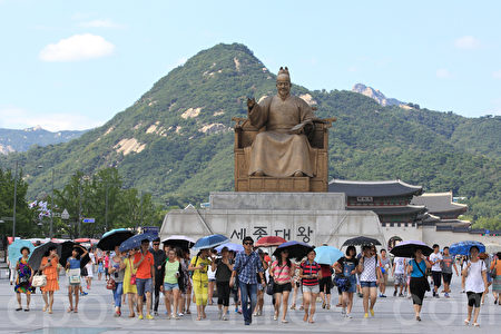 5月和10月是中国人出境旅游购物高潮月 中国游客 免税 出境游 大纪元