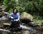 曾获7座金钟奖的生态摄影师邓文斌，耗时3年，用镜头捕捉台湾各类水域的生态纪录片“水水世界”，获得今年休士顿影展“自然野生动物类”纪录片白金牌奖。（公视提供）