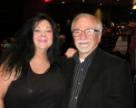 Danny Mastren先生和Rae Sanchez女士觀看了神韻紐約藝術團在美國加州洛杉磯微軟劇院（Microsoft Theater）的首場演出後表示：「舞蹈美妙絕倫，高貴華麗，令人賞心悅目。」（李旭生／大紀元）