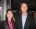 Leonard Knudson醫生與朋友Virginia Castelo女士觀看了神韻紐約藝術團4月23日晚在洛杉磯微軟劇院的演出,他們表示,喜歡這個演出,音樂和舞蹈配合得相得益彰,真是太美妙了。(李清怡/大紀元)