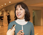 医疗美容师庄子Midori（Shoji Midori）女士观看了神韵世界艺术团4月25日在东京新国立剧场晚间的演出。她说，神韵演出的构成宏大，观看演出后感觉内心充满光明。（野上浩史/大纪元）