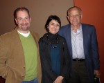 Joe Giusty(右)與朋友Tamara及Carmine Iorio結伴觀神韻,很高興對中國文化有了更深的瞭解。(良克霖/大紀元)