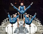中國雜技三人組展現獨特的平衡功夫。（大蘋果馬戲團提供）