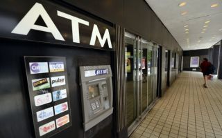 美ATM诈骗年增5倍多 专家教你如何安心提款