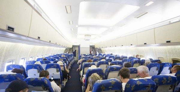 廉价机票普及 现在是航空旅行黄金时代？