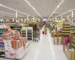 安薩爾集團在美國用心打造的第一家大型日雜鮮貨商場，整潔有序、新鮮明艷、毫無異味的購物環境，這是作為一個大型日雜鮮貨商場要非常用心才能打理出來的。（大紀元）