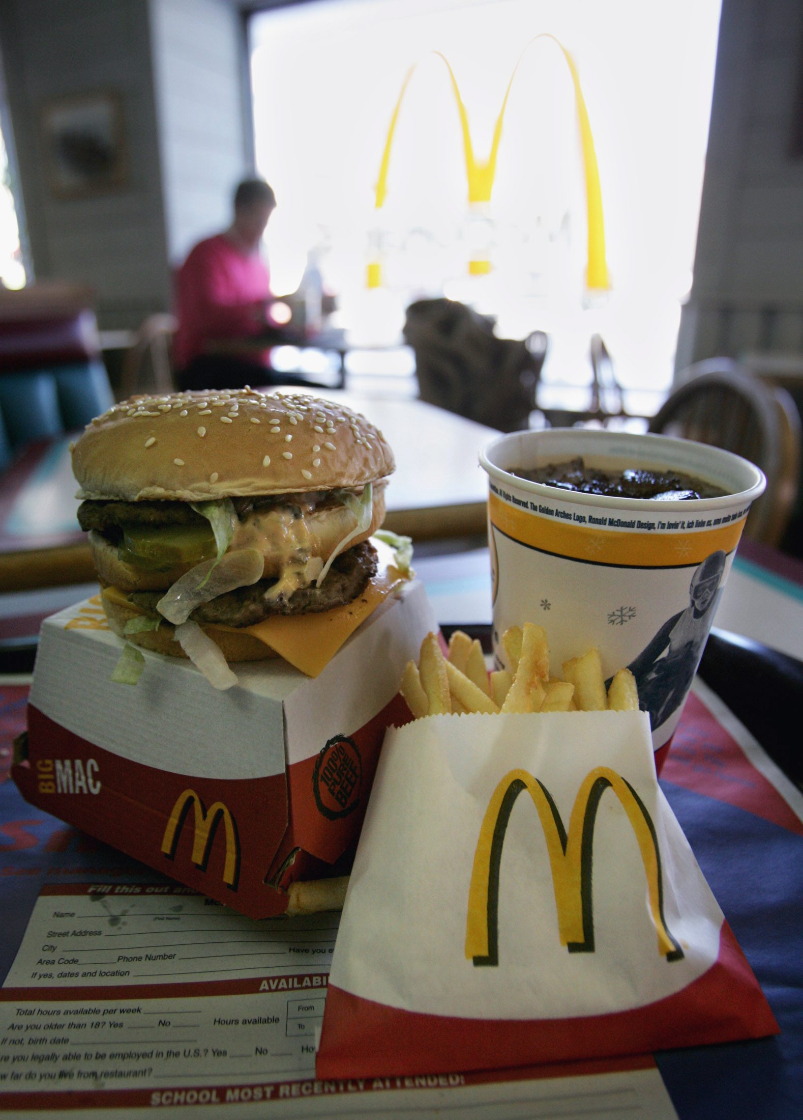 加拿大“累脖工”33分钟挣一个巨无霸| 巨无霸指数| 最低时薪| 大纪元