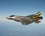 美海军发布F-35C闪电II战机投弹视频