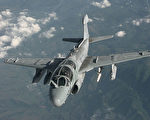 美國歐洲司令部宣佈，海軍陸戰隊EA-6B徘徊者飛機一個中隊已前往土耳其因吉爾利克空軍基地（Incirlik Air Base），展開打擊IS的行動，此次派遣是為了打擊IS組織的通訊能力。（維基百科公有領域）