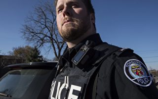 加拿大各市警察佩戴式相机陷争议