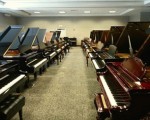 帕萨迪纳好莱坞钢琴行（Hollywood Piano Pasadena）被选定作为此次新旧钢琴倾销活动的大卖场。（商家提供）