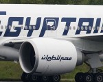 周四，埃及航空公司从巴黎飞往开罗的MS804航班在刚刚进入埃及领空时突然从雷达屏幕上消失，当局宣布，客机可能坠入海中。（ AFP PHOTO / Andy Buchanan）