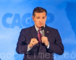 圖說：4月30日，加州共和黨大會在舊金山機場附近的凱悅酒店舉行，總統參選人德州參議員科魯茲（Ted Cruz）在大會上做演講，爭取選票。（馬有志／大紀元）