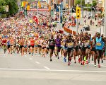 2016年5月29日，加拿大首都渥太华迎来了一年一度的周末跑步竞技马拉松赛。（任侨生／大纪元）