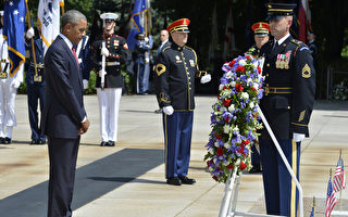 紀念陣亡將士 歐巴馬籲付出愛支持遺族