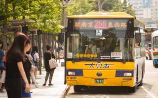 台北市公车拟里程计价 朱立伦:绝不接受