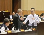 苗县废校争议 议员促转型改规