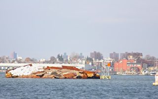 法拉盛灣廢棄駁船將被清理