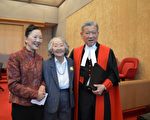 加國首位華裔大法官 黃星翹執法42年獲美譽