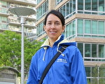 来自澳大利亚布里斯本的Louise Stevanovic从1999年3、4月开始修炼法轮功，5月12-15日，她来到曼哈顿参加系列庆祝活动。（林南／大纪元）