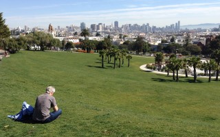 旧金山多洛雷斯公园野餐草坪暂缓收费