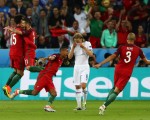 欧洲杯：C罗十脚射门不果 冰岛1:1逼平葡萄牙
