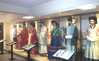 韩国釜山博物馆 免费体验韩服茶道