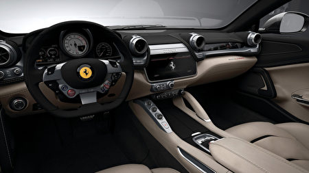 法拉利新款豪华跑车GTC4Lusso。 法拉利新款豪华跑车GTC4Lusso。