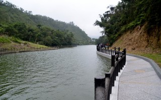長埤湖環湖步道啟用 打造水上休閒新空間