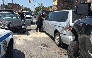 為避警方檢查 紐約男子街頭上演極速飆車