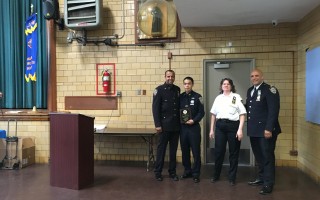 紐約市警62分局獎章日 兩華裔獲獎