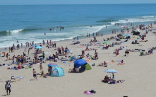 新泽西部分海滩实施禁烟 促进旅游业发展