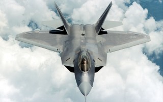 美國或重新建造逾百架F-22戰鬥機