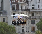 悬空50米 空中餐厅挑战饕客胆量