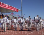 7月10日，第32届华运会入场式在库柏蒂诺高中举行，图为法轮大法学员乐团。（张又天／大纪元）