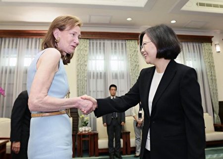 华邮专访 蔡英文：习近平勇敢反贪腐