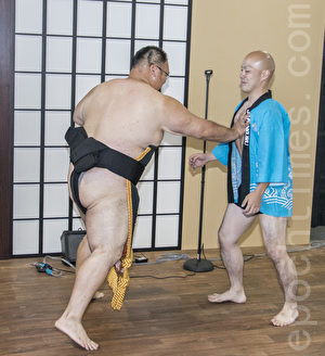 日本文化节周末登场 人潮涌动 华人赞美食