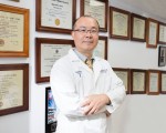 紐約華人醫師王文毅提醒華人重視身體檢查，勿諱疾忌醫，勿拖延就診。
